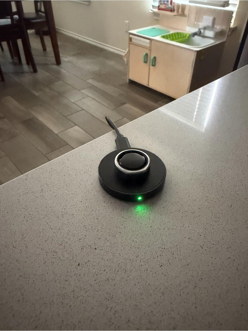 SZ 9 Gen 3, Oura Black Ring With Charger